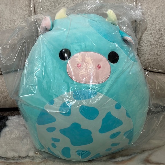 ON HOLD🐮ULTRA RARE TULUCK TURQUOISE COW SQUSIHMALLOWS BNWT HTF